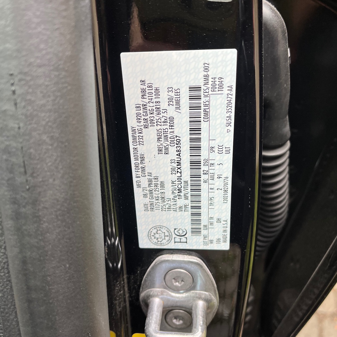 Ford Escape - фото 13