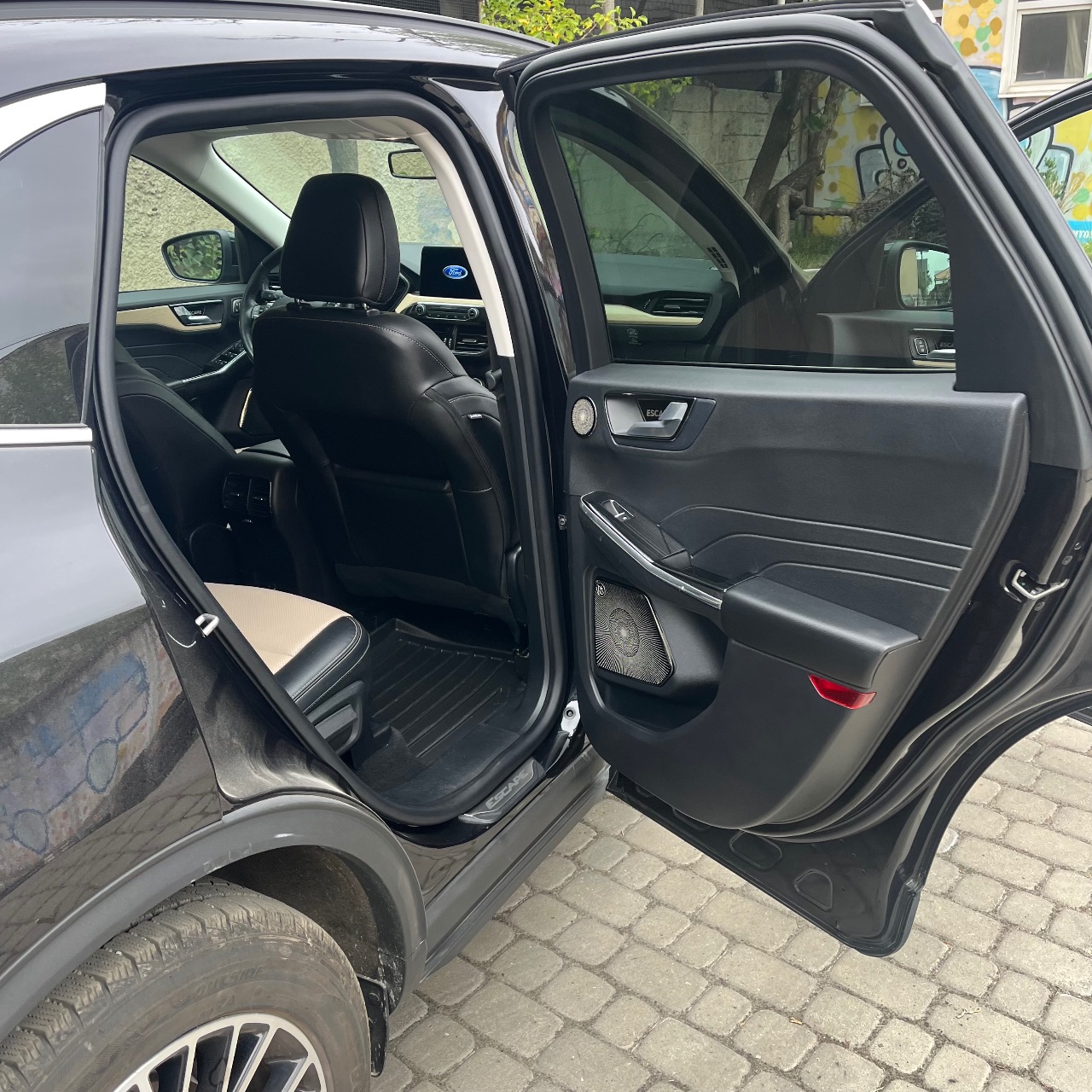 Ford Escape - фото 5