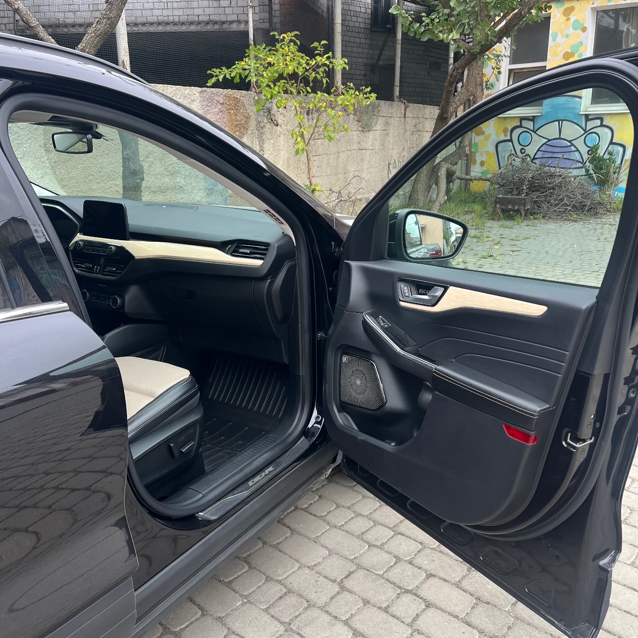 Ford Escape - фото 3