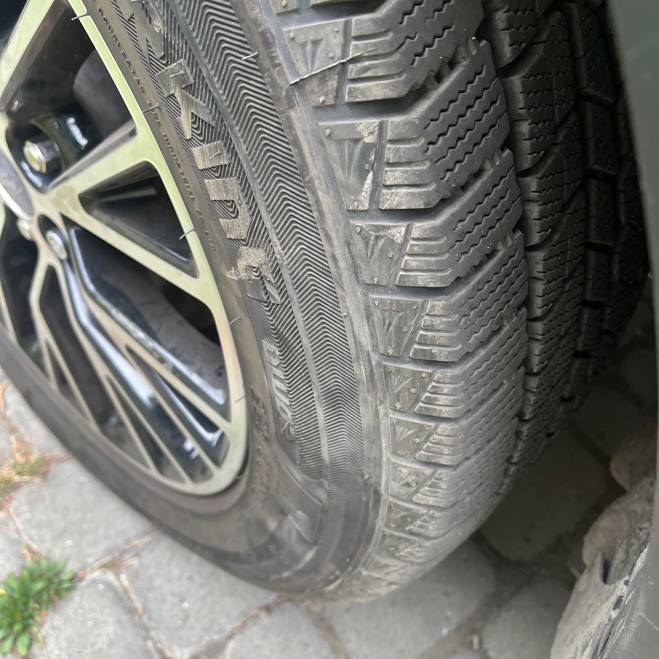 Ford Escape - фото 12