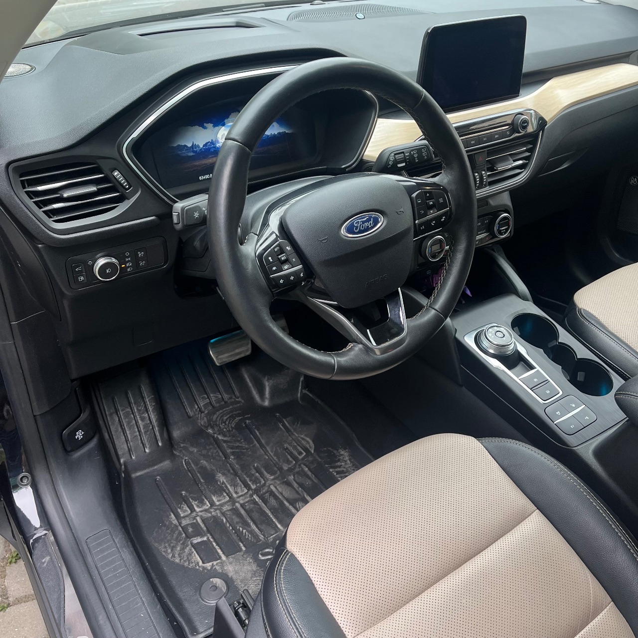 Ford Escape - фото 10