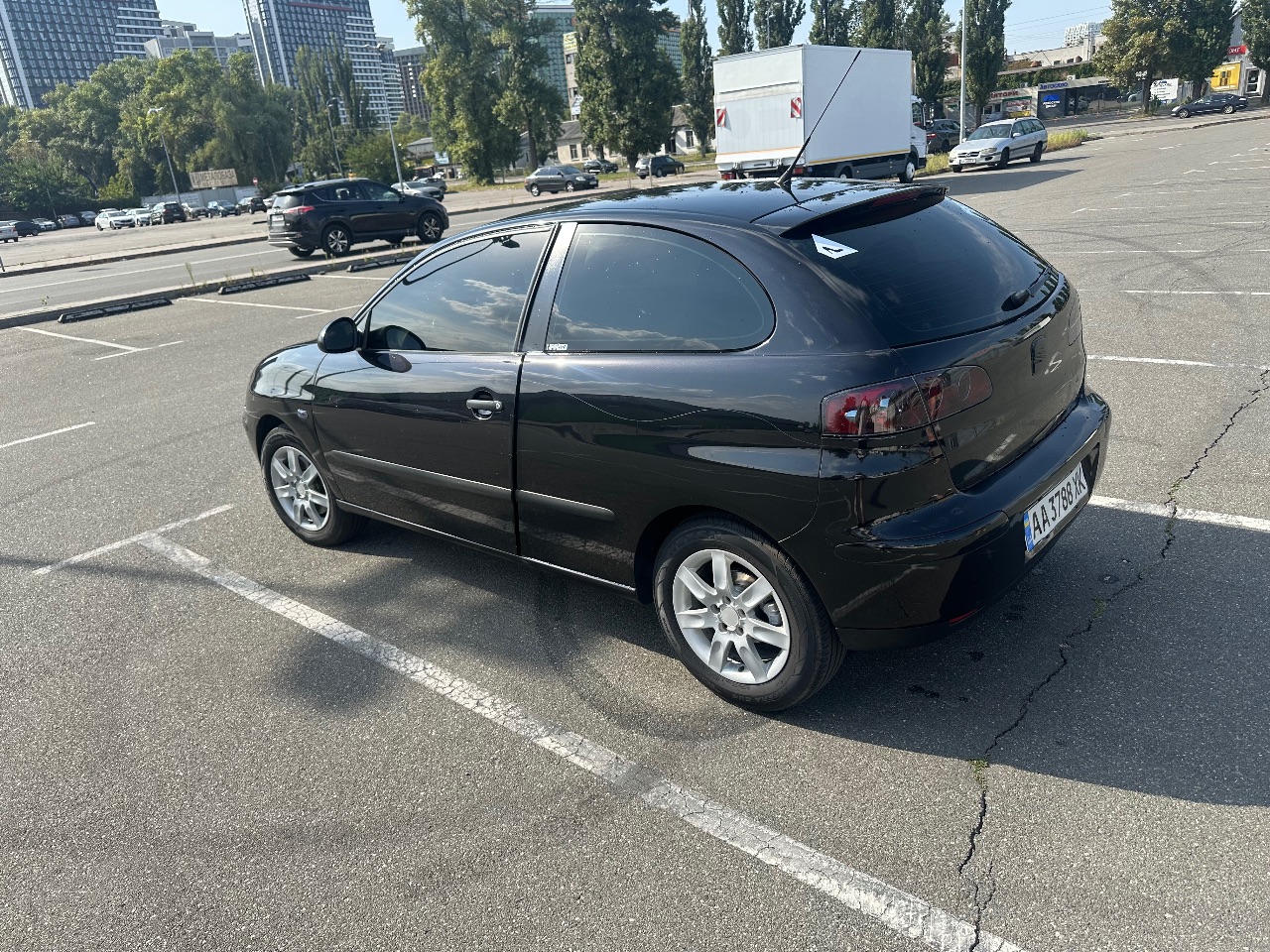 SEAT Ibiza - фото 1