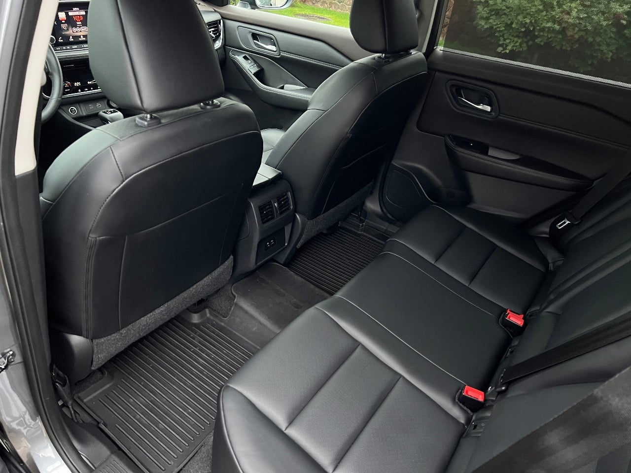 Nissan Rogue - фото 23