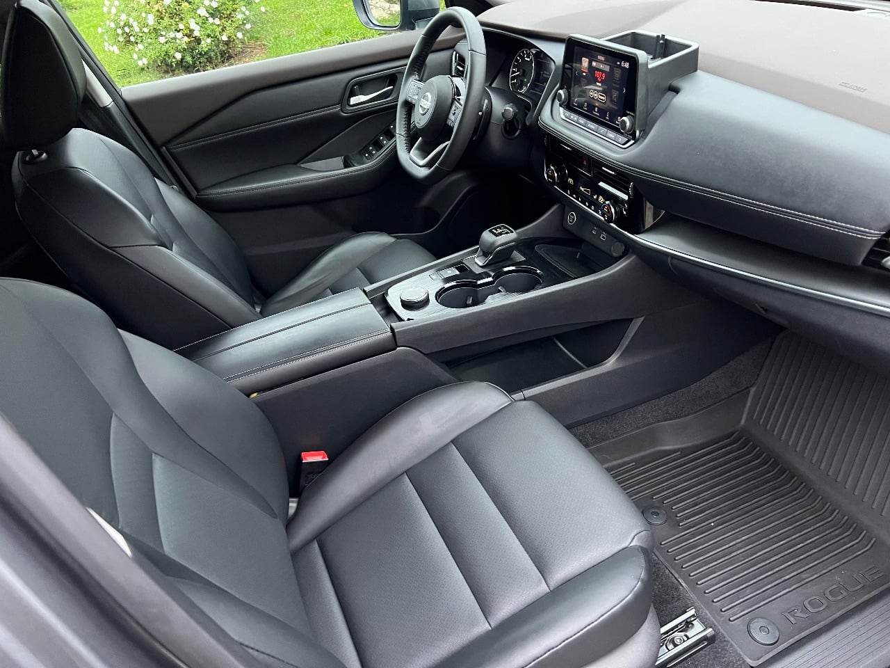 Nissan Rogue - фото 31