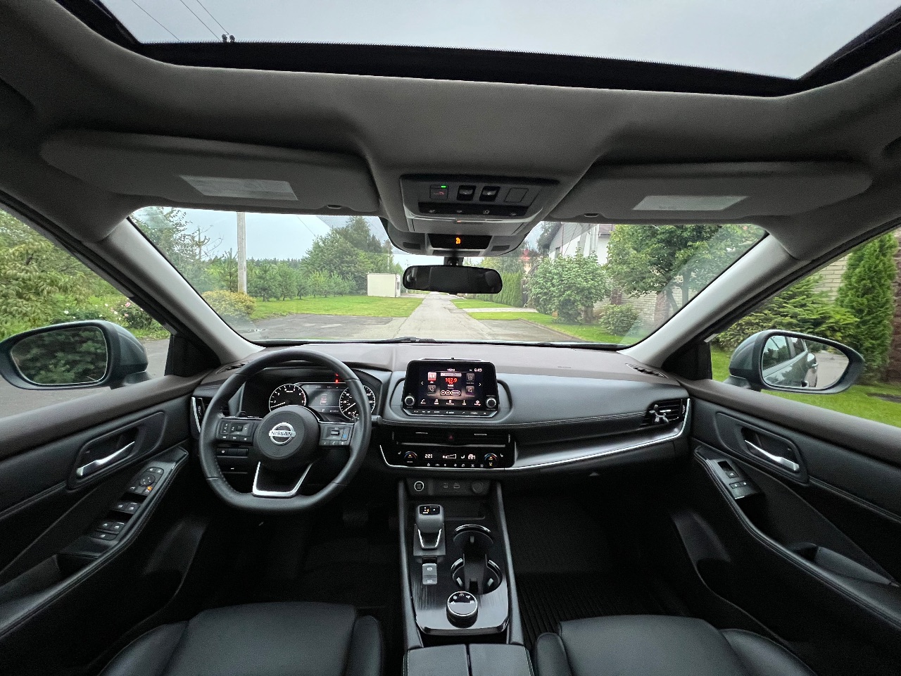 Nissan Rogue - фото 4