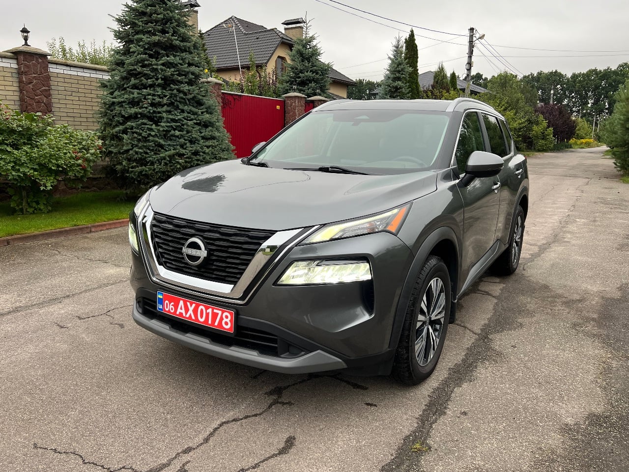 Nissan Rogue - фото 6