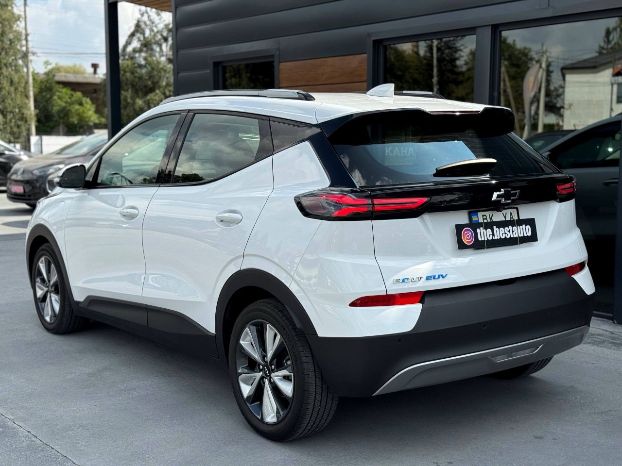 Chevrolet Bolt EUV - фото 14