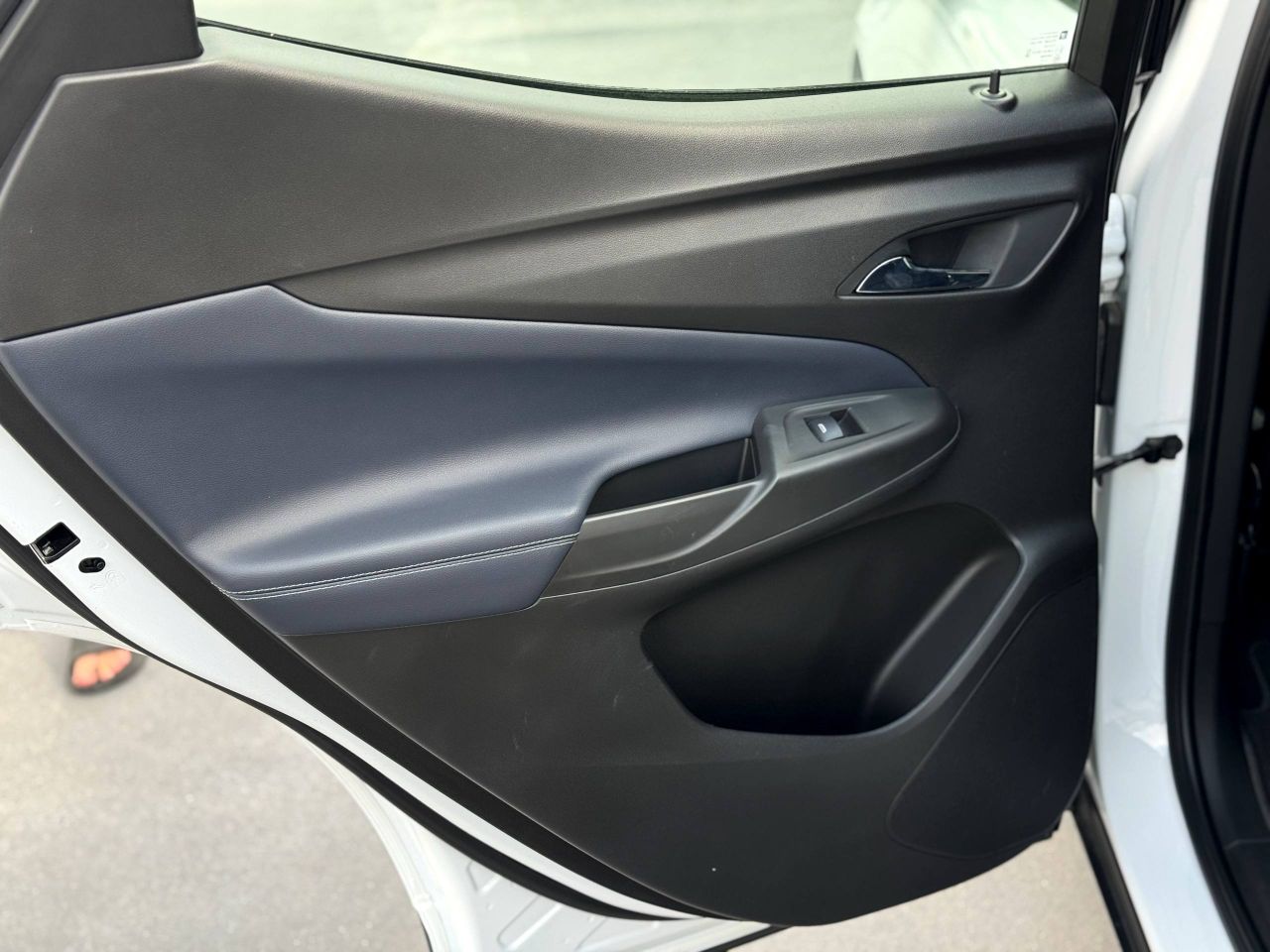 Chevrolet Bolt EUV - фото 38