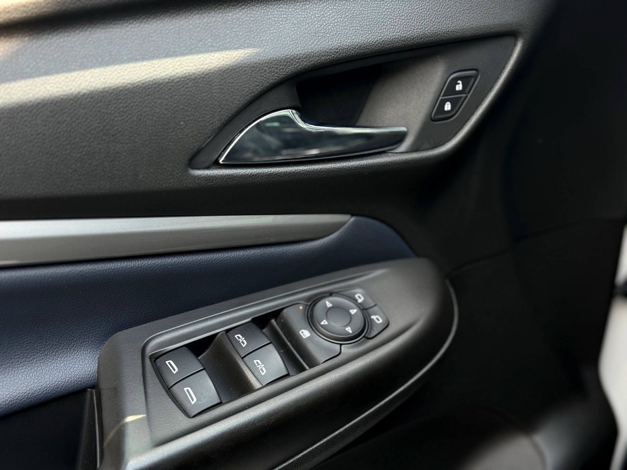 Chevrolet Bolt EUV - фото 26