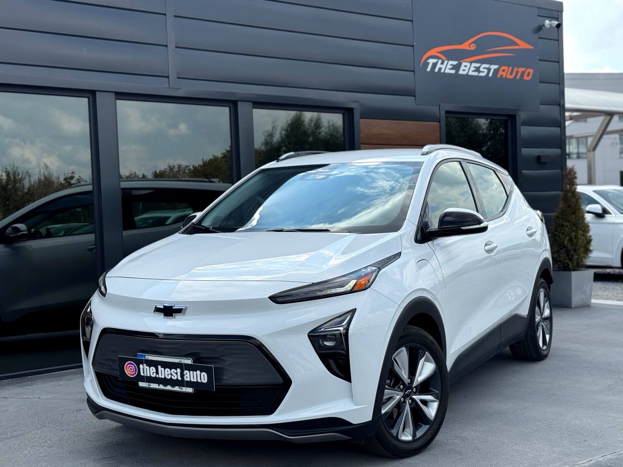 Chevrolet Bolt EUV - фото 1