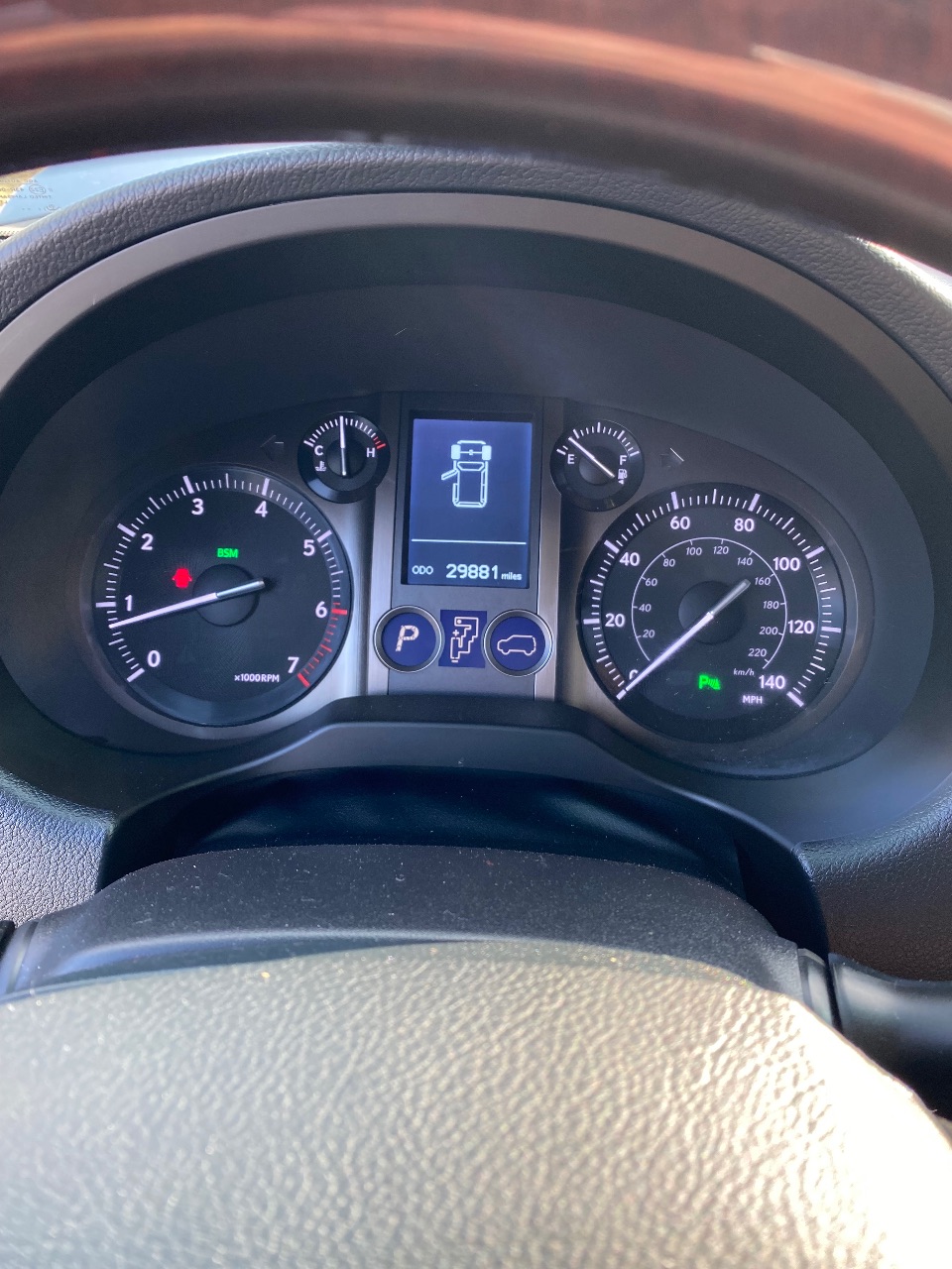 Lexus GX - фото 13