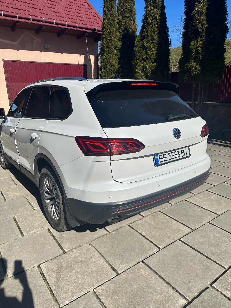 Volkswagen Touareg - фото 11