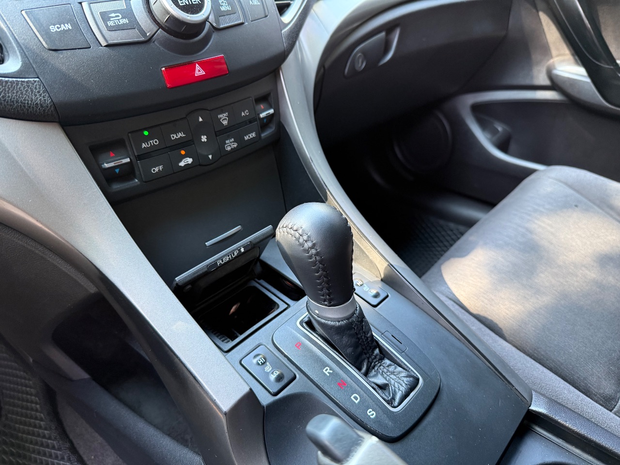 Honda Accord - фото 10