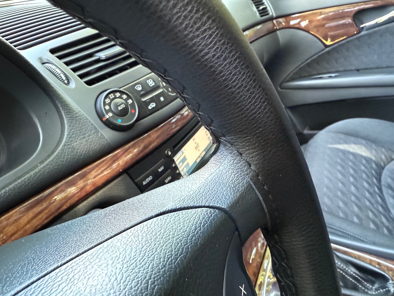 Mercedes-Benz E-Класс - фото 13