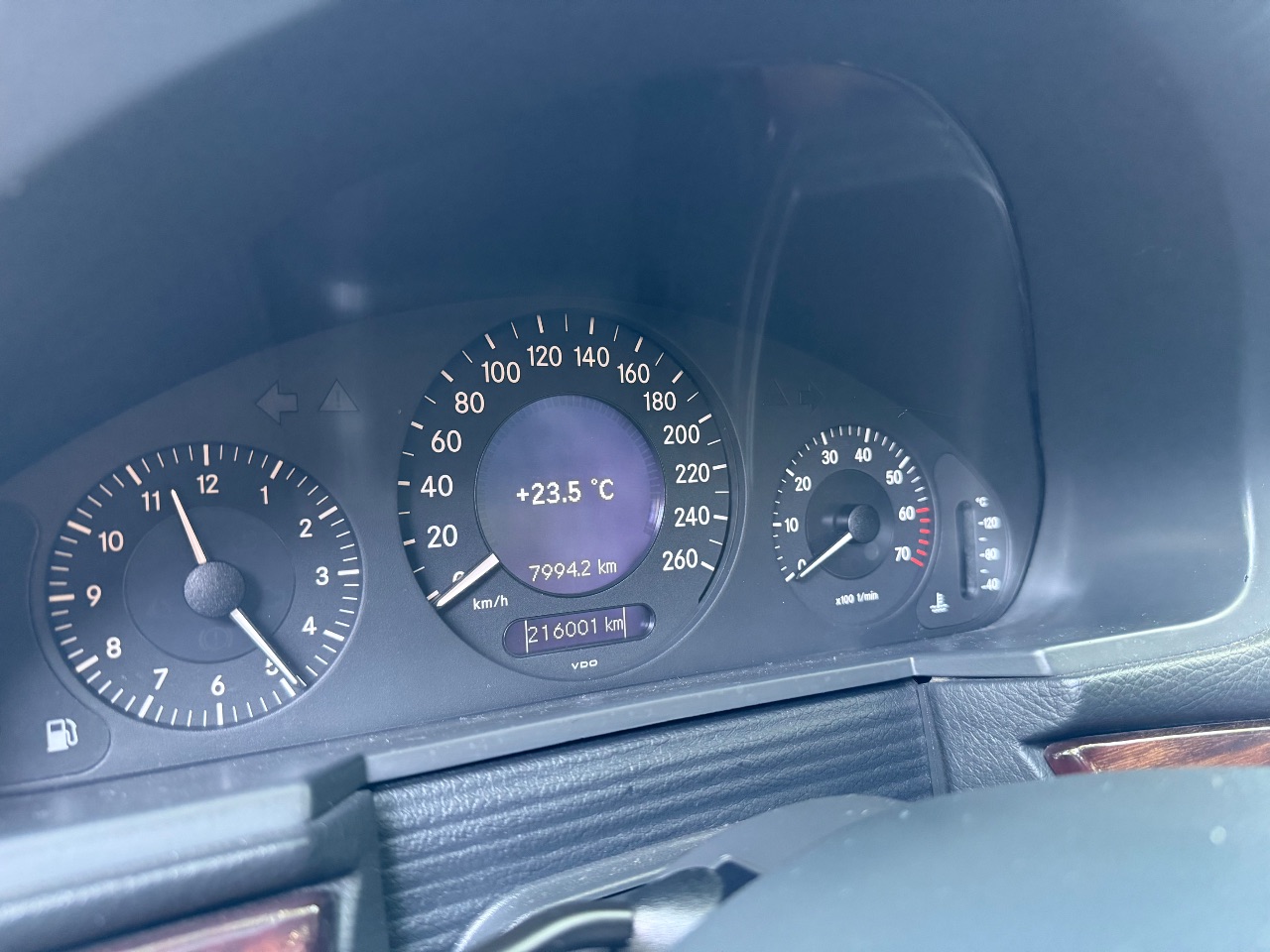 Mercedes-Benz E-Класс - фото 12