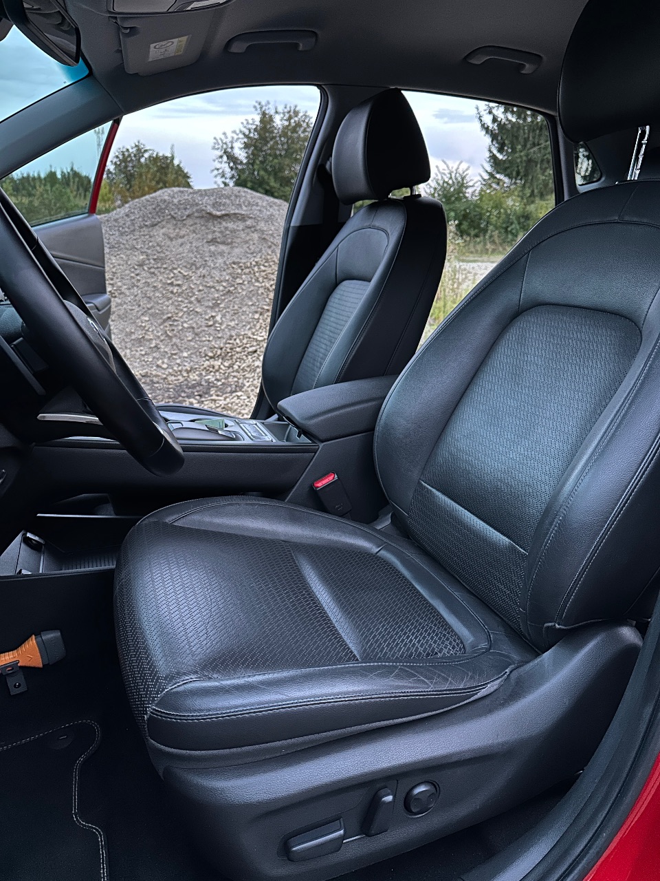 Hyundai Kona - фото 16