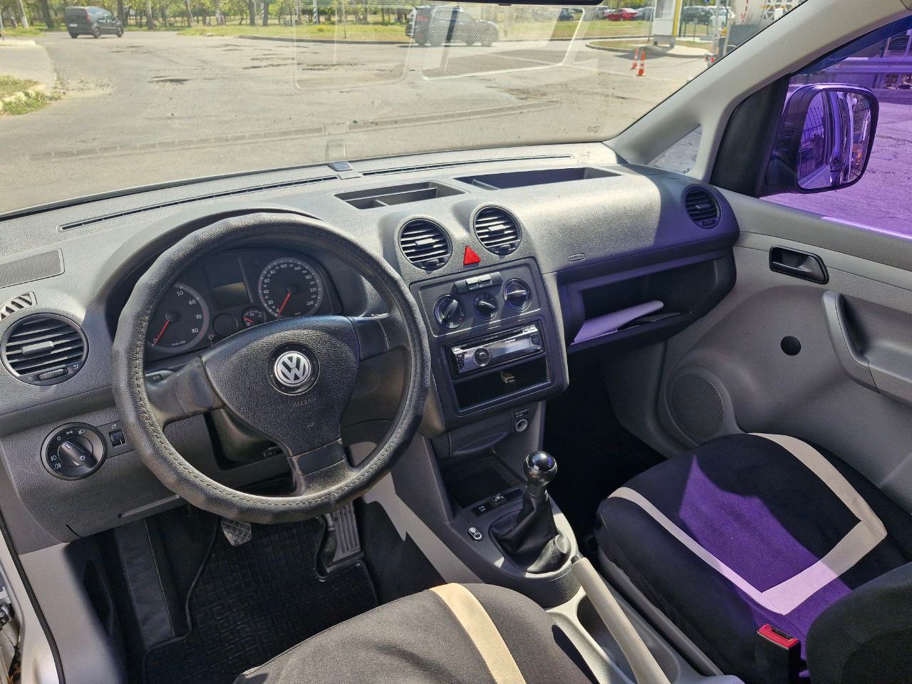 Volkswagen Caddy - фото 15