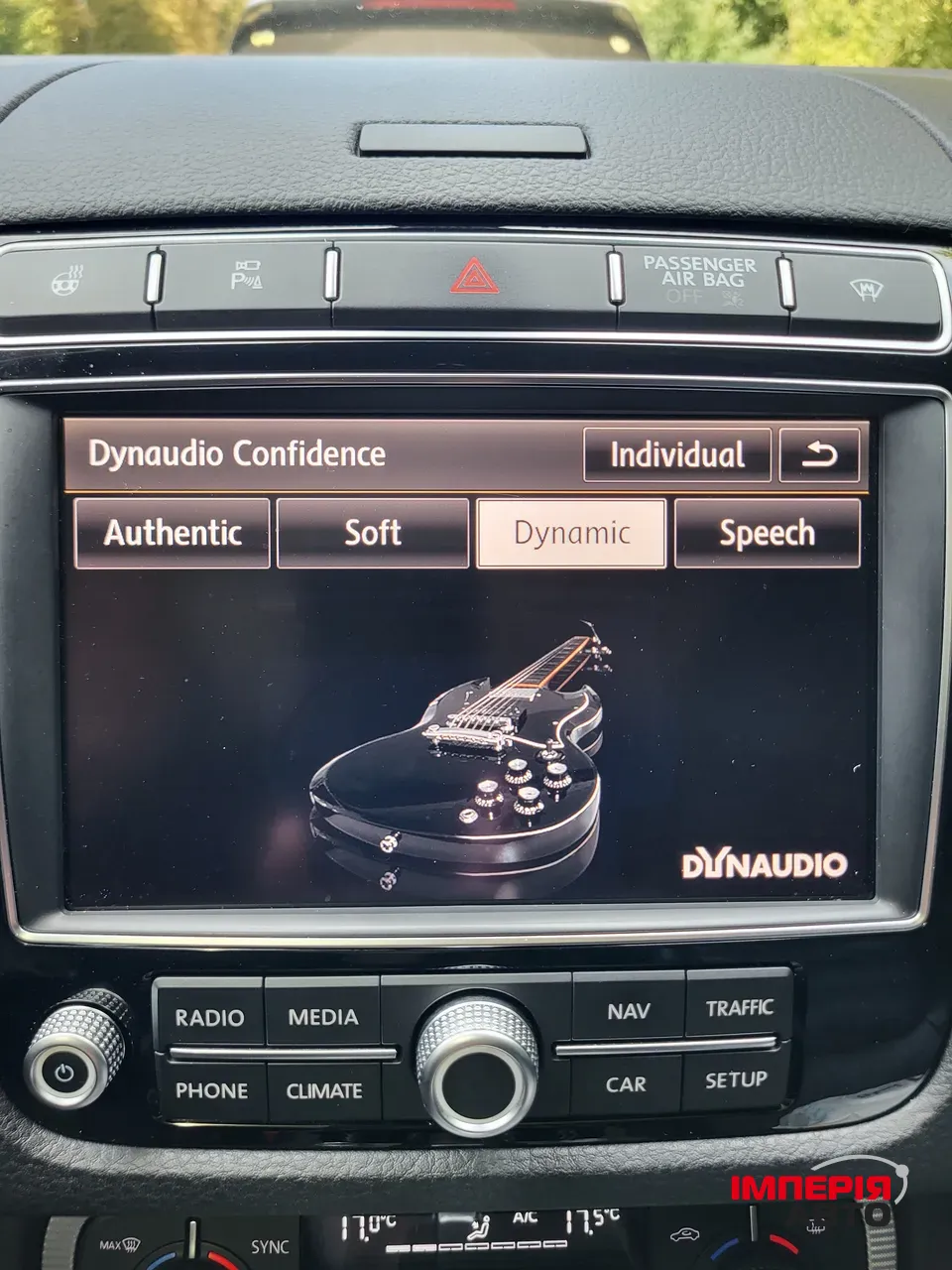 Volkswagen Touareg - фото 75