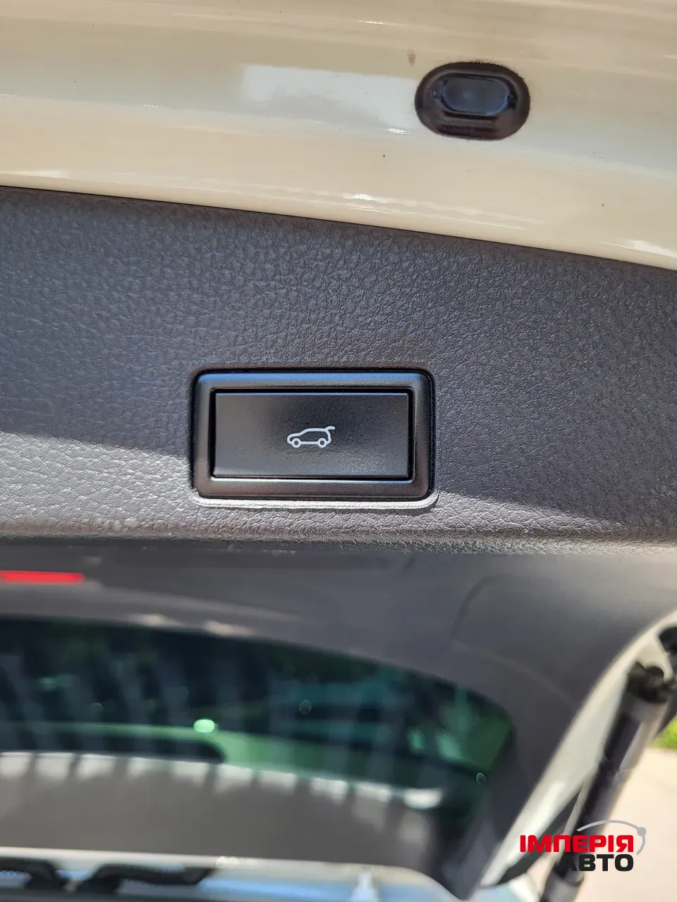 Volkswagen Touareg - фото 34