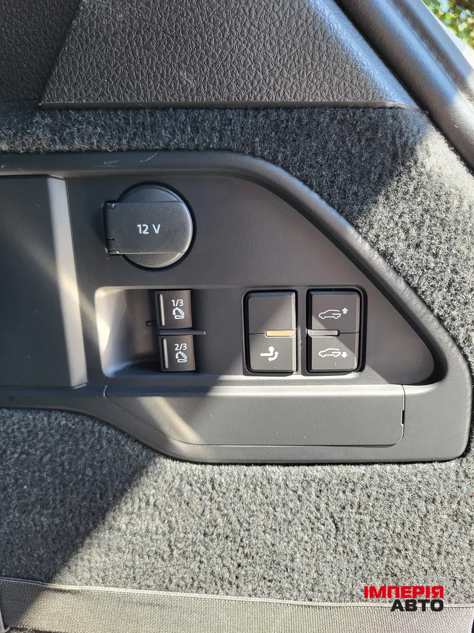 Volkswagen Touareg - фото 37