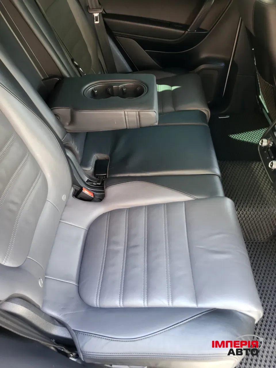 Volkswagen Touareg - фото 22