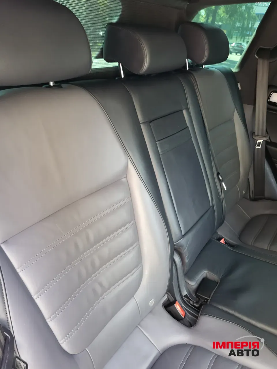 Volkswagen Touareg - фото 23