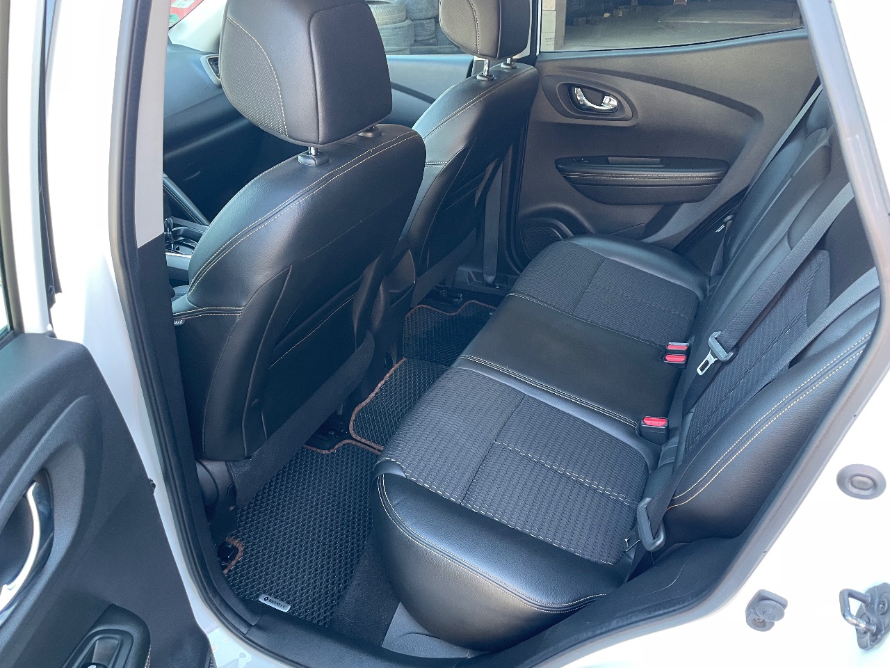 Renault Kadjar - фото 16