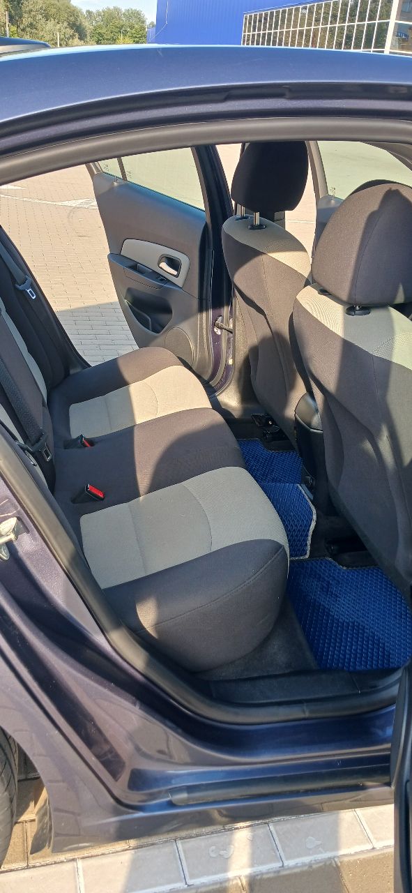 Chevrolet Cruze - фото 5