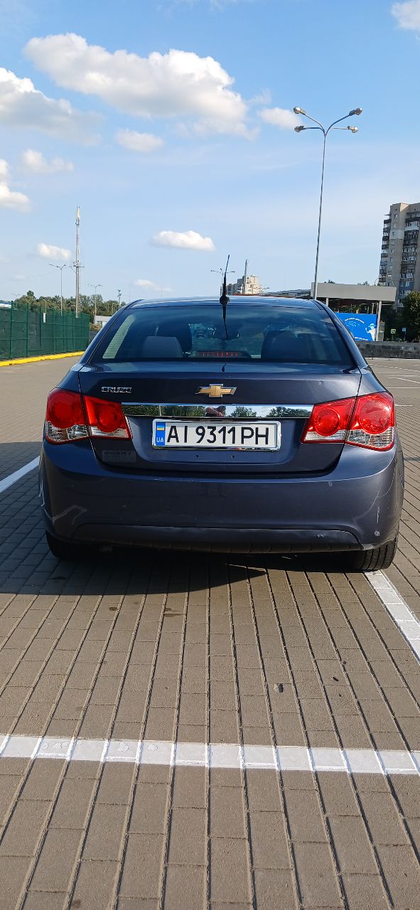 Chevrolet Cruze - фото 3