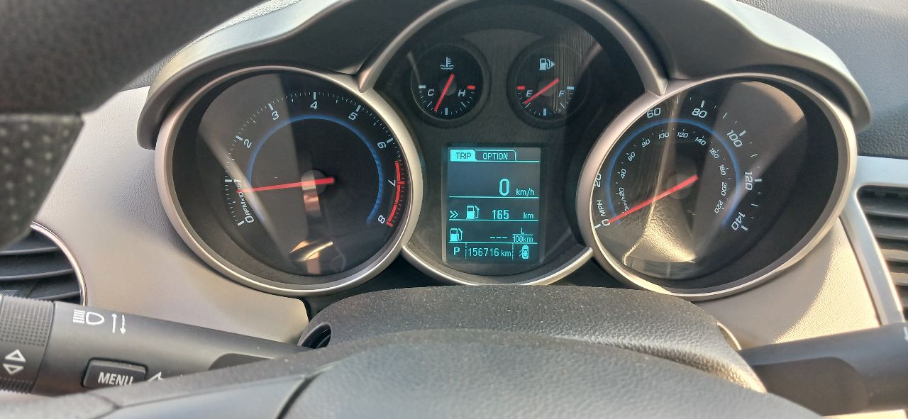 Chevrolet Cruze - фото 6