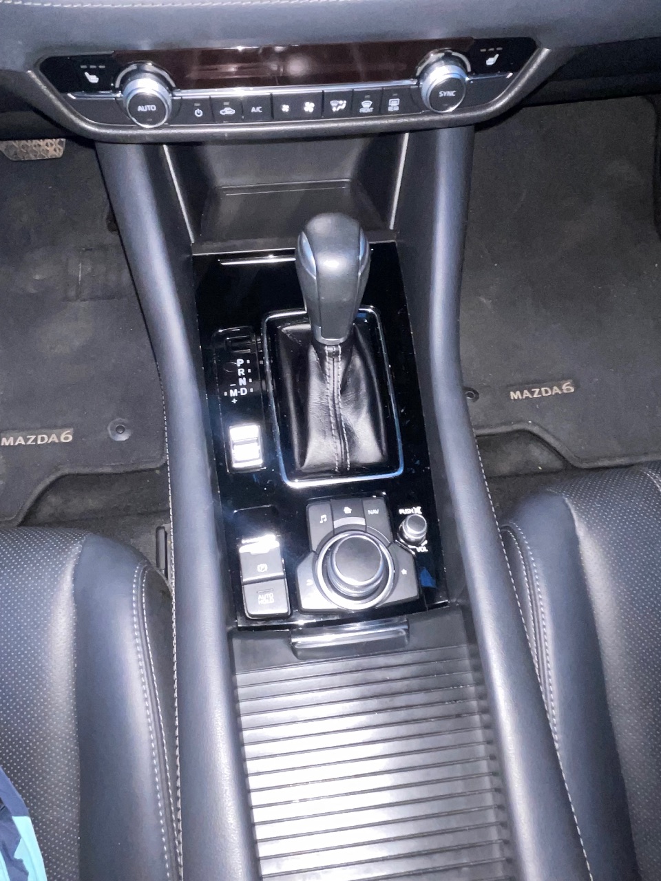 Mazda 6 - фото 5