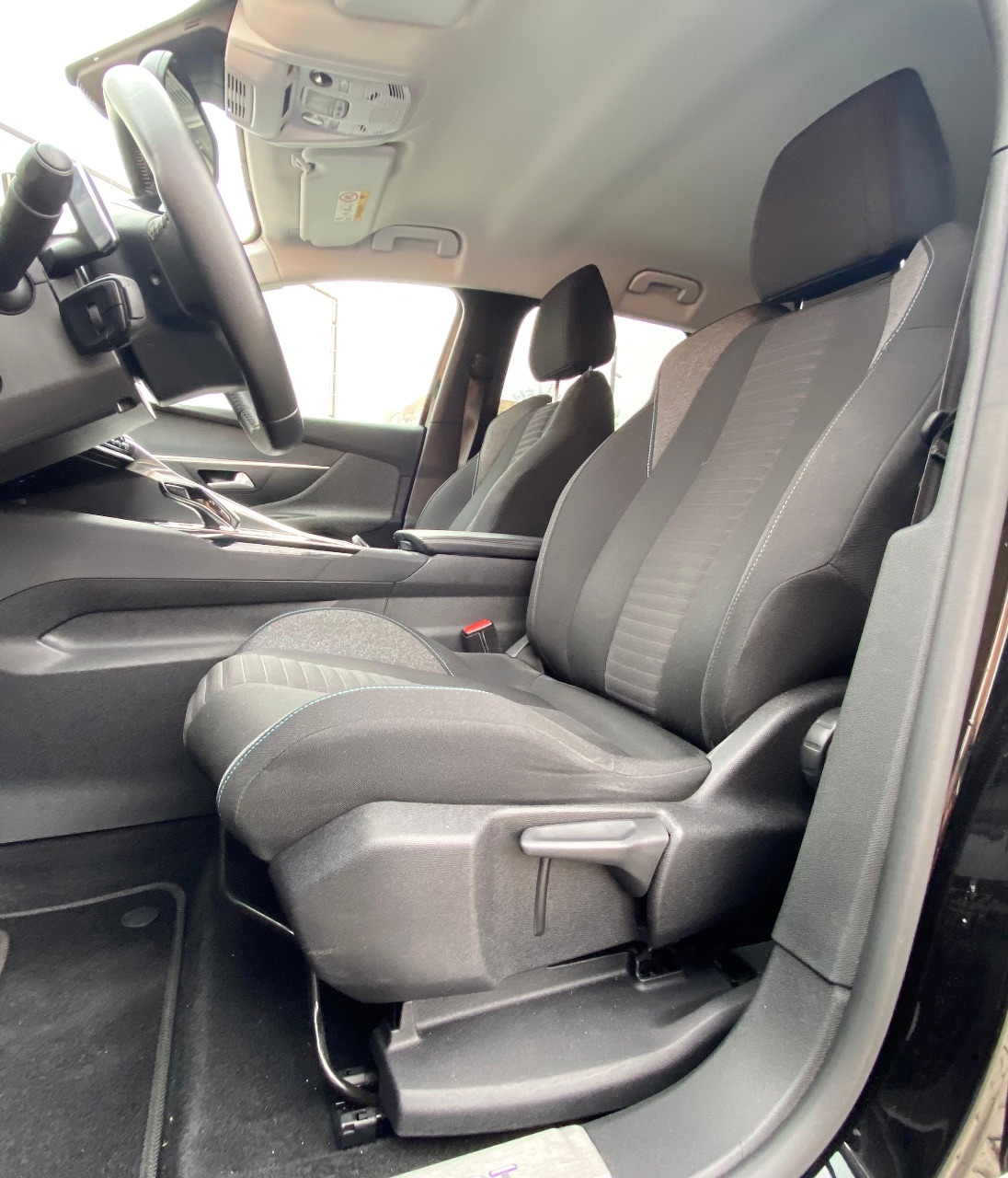 Peugeot 3008 - фото 20