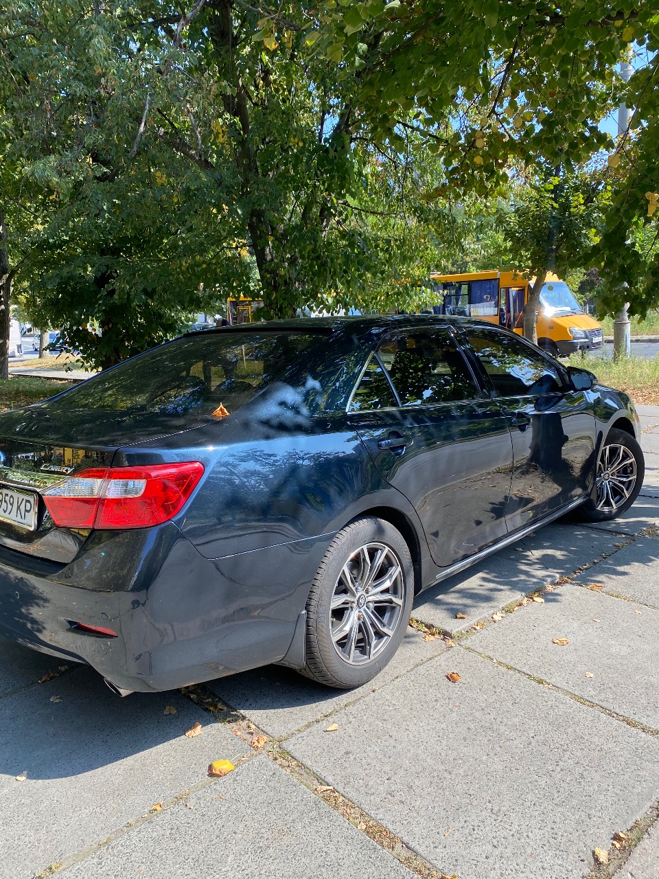 Toyota Camry - фото 3