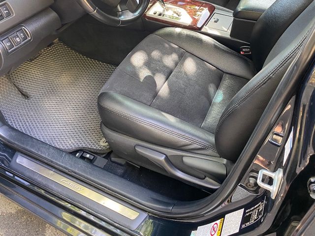 Toyota Camry - фото 5