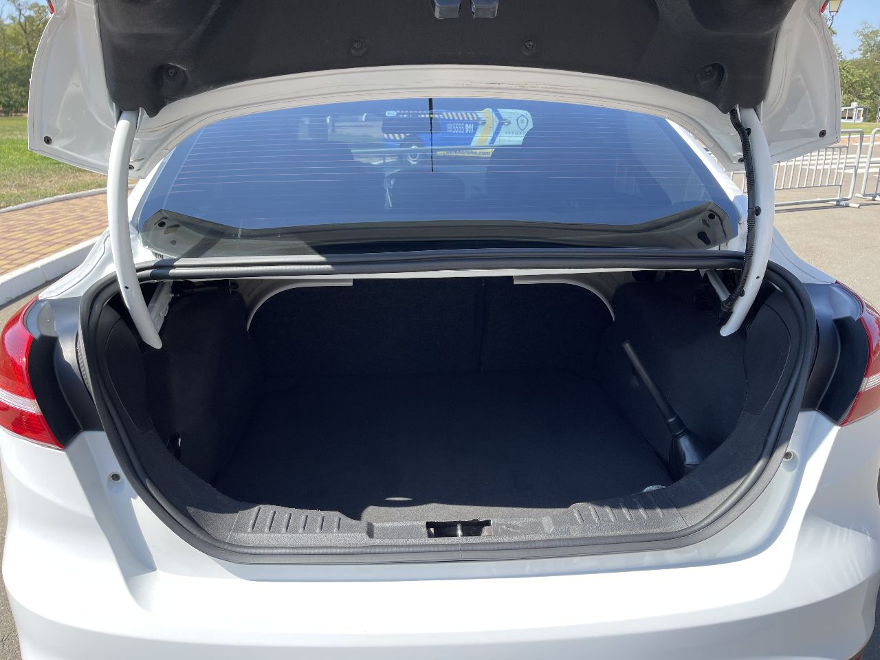 Ford Focus - фото 9