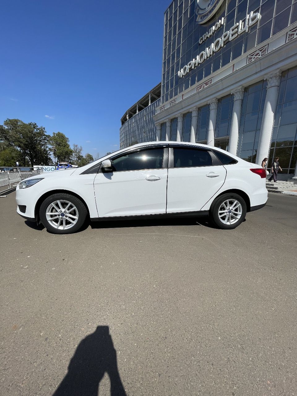 Ford Focus - фото 5