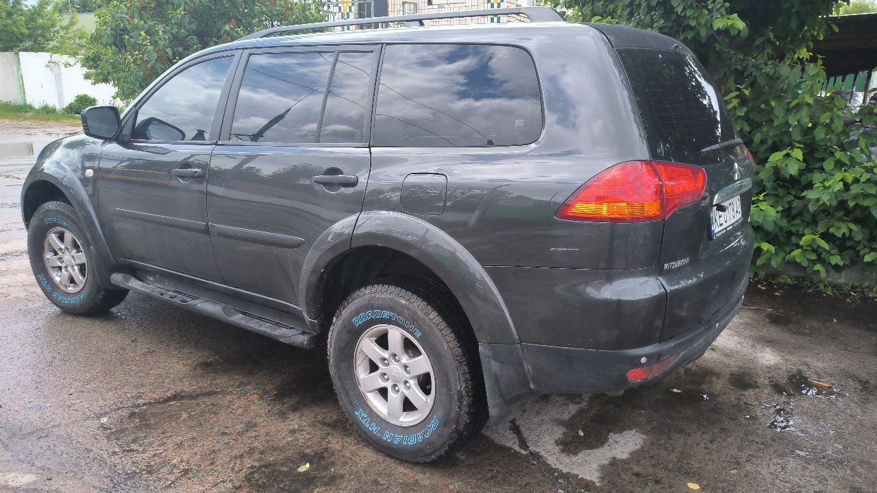 Mitsubishi Pajero Sport - фото 6