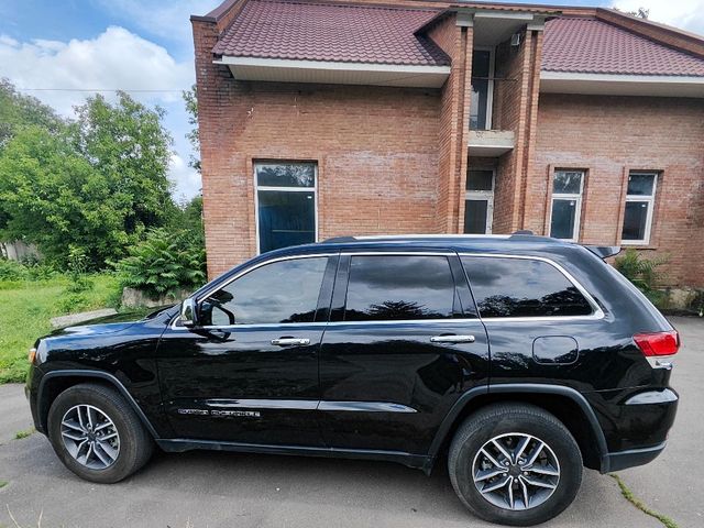 Jeep Grand Cherokee - зображення 3
