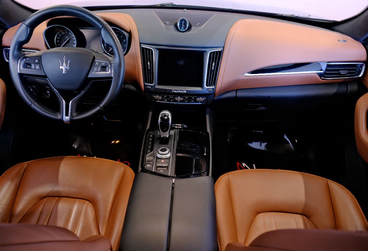 Maserati Levante - фото 7