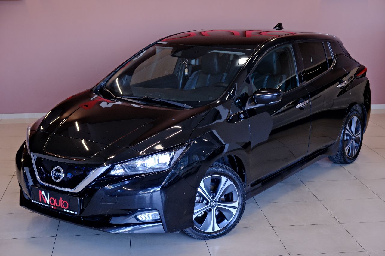 Nissan Leaf - фото 2