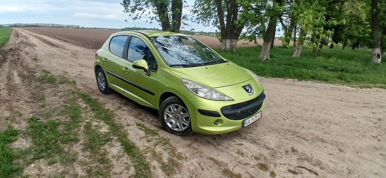 Peugeot 207 - фото 4