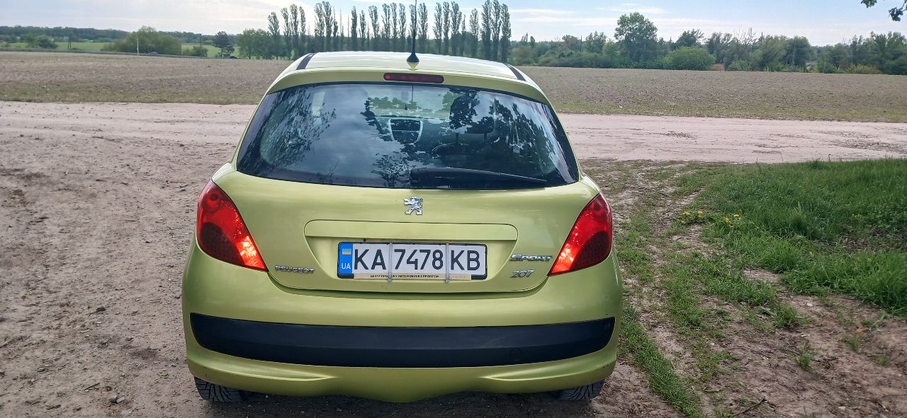 Peugeot 207 - фото 6