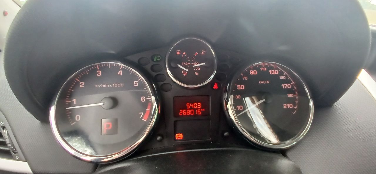 Peugeot 207 - фото 14