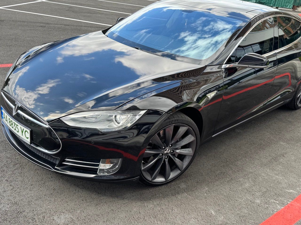 Tesla Model S - фото 13