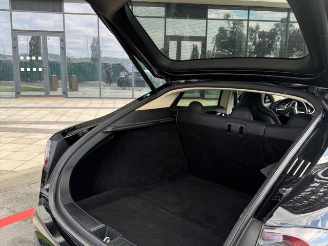 Tesla Model S - фото 3