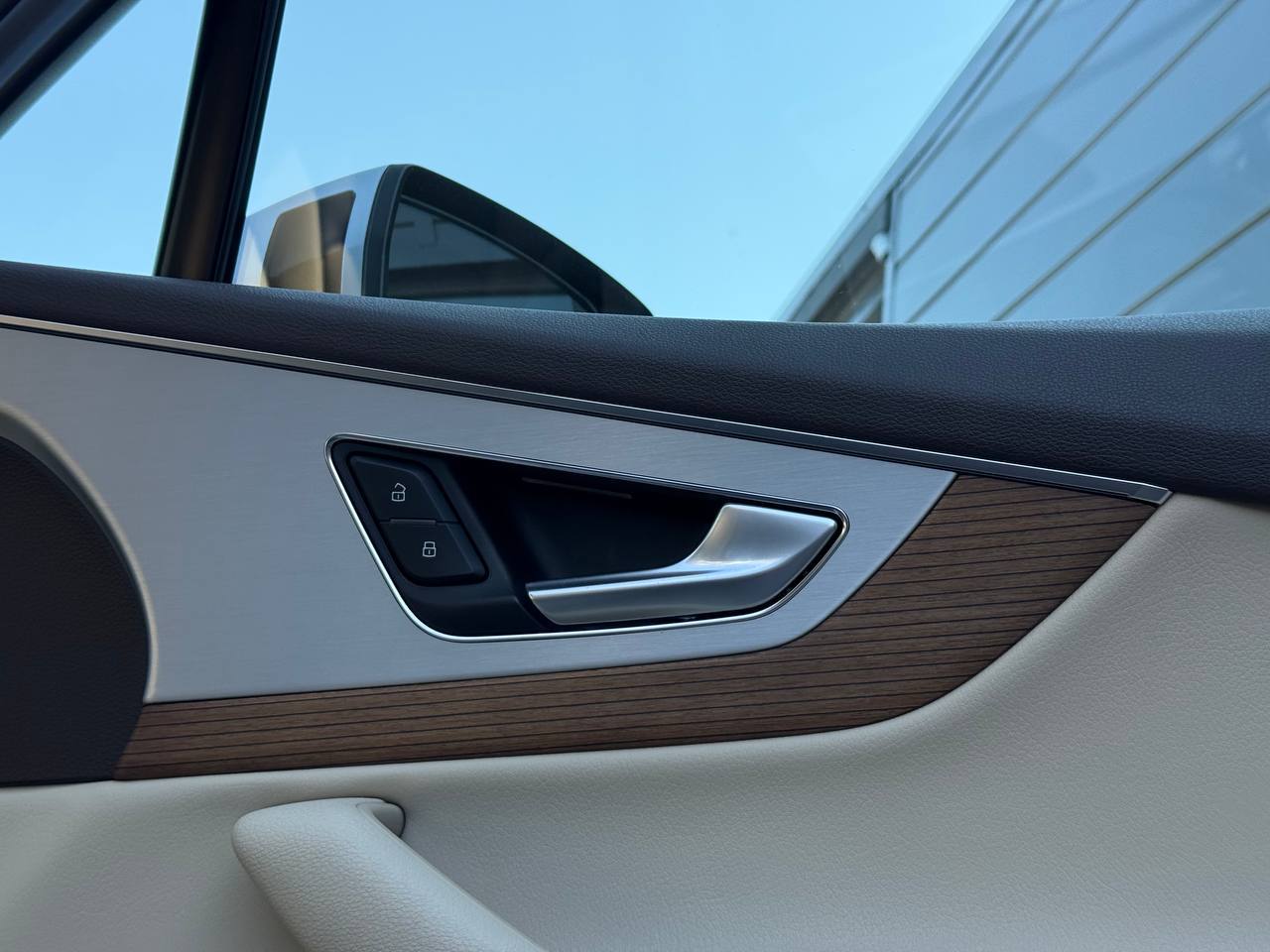 Audi Q7 - фото 78