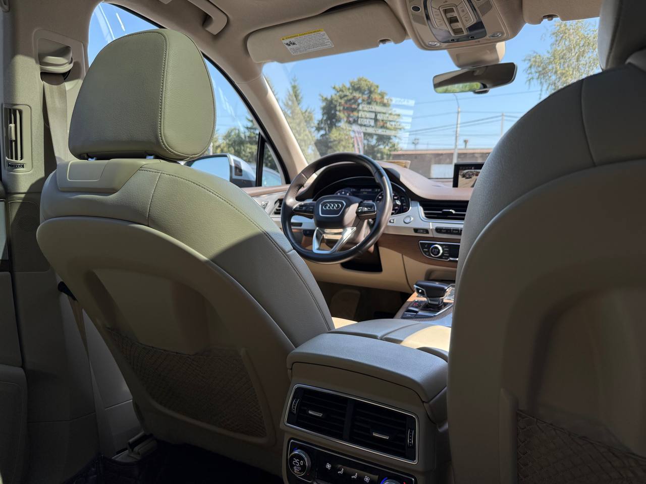 Audi Q7 - фото 70