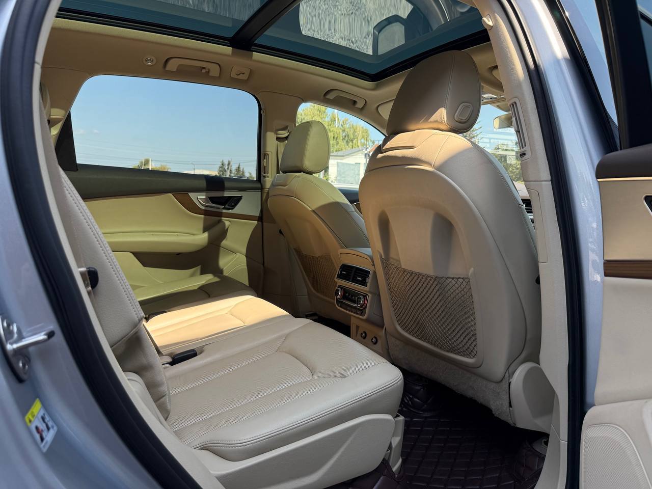 Audi Q7 - фото 75