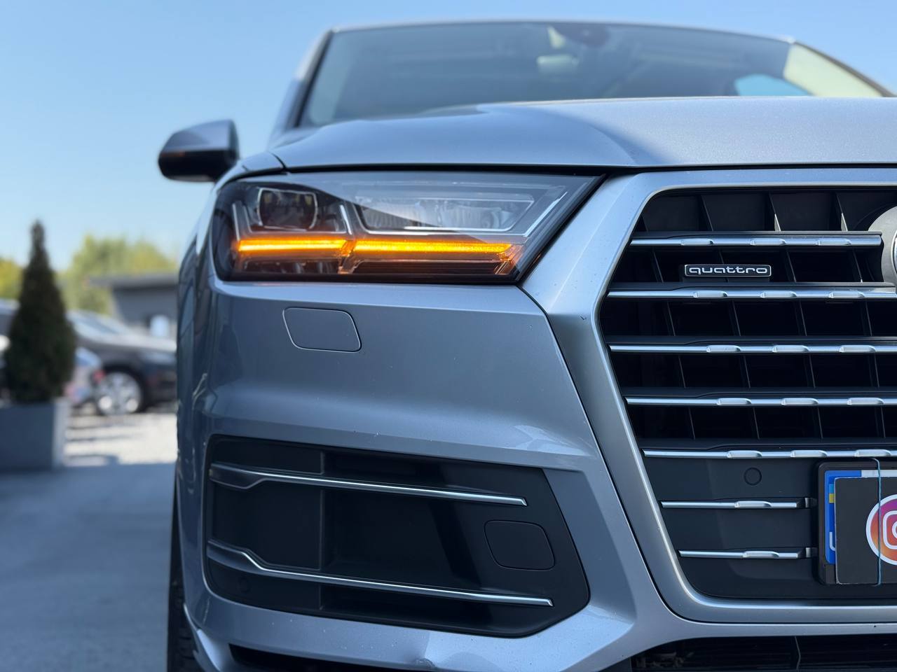 Audi Q7 - фото 17