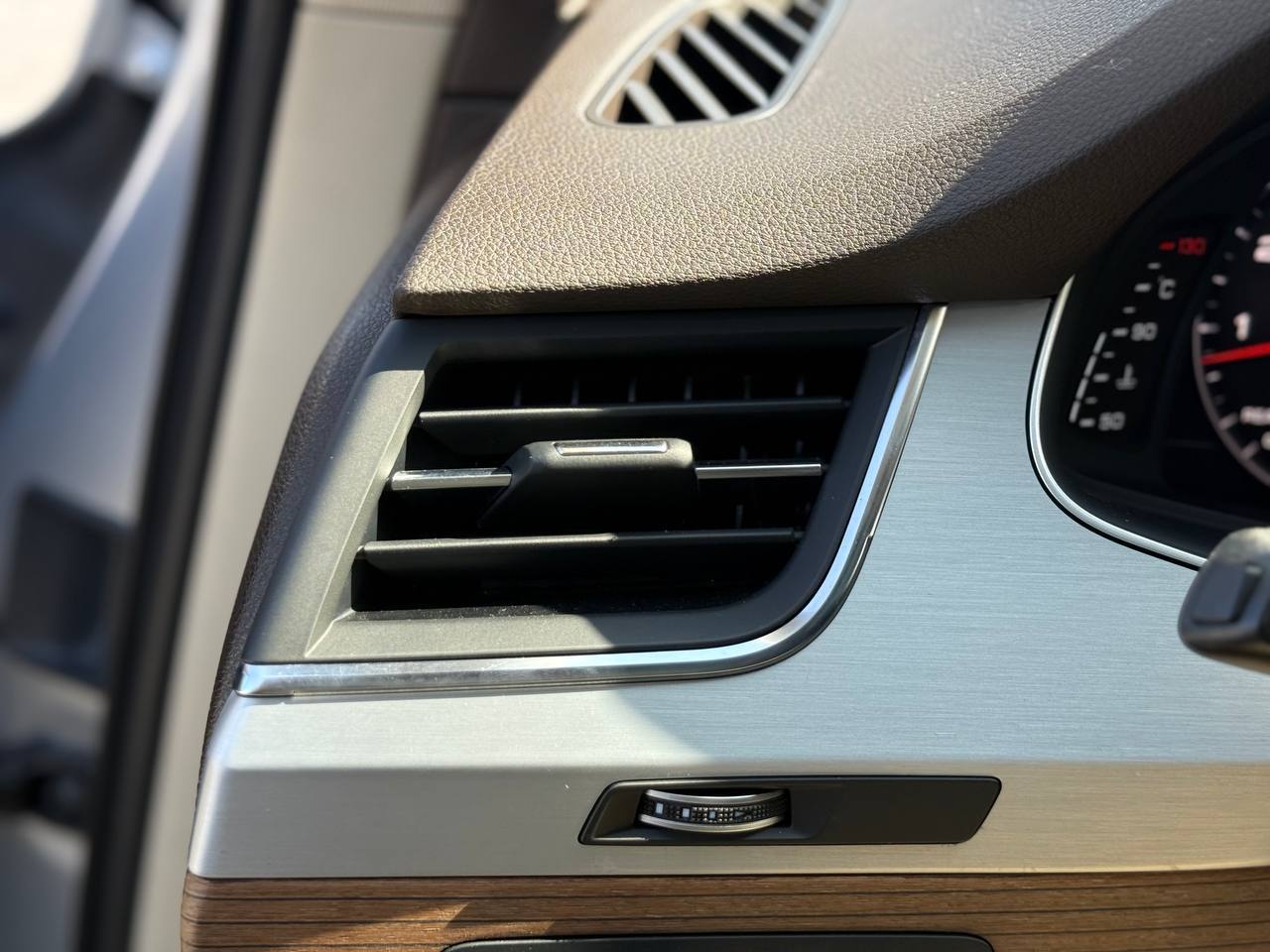 Audi Q7 - фото 31